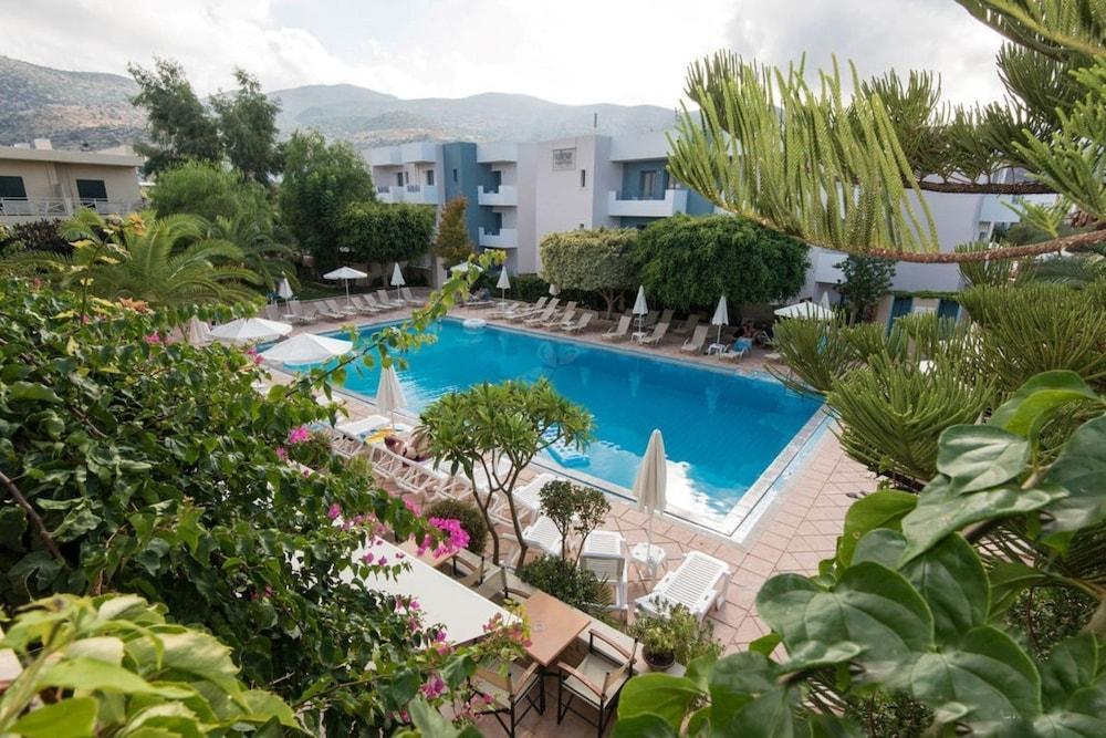 Solimar Ruby Malia  Exterior photo
